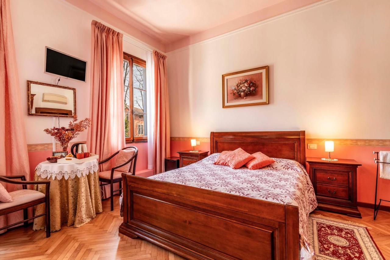 Bed And Breakfast Casa Delle Rose Lido Venezia Venedigs Lido Eksteriør billede